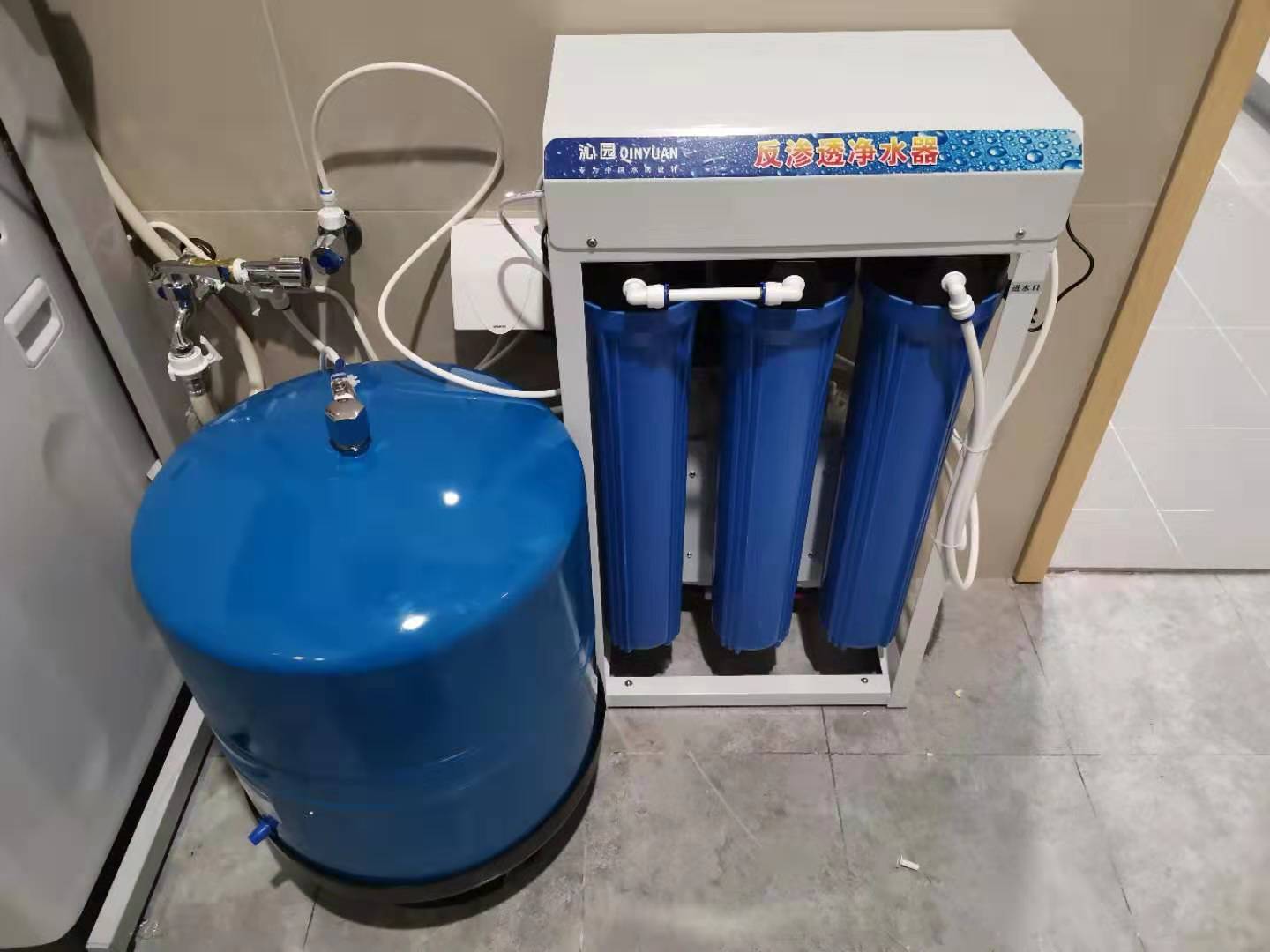 沁園凈水器,凈水器,沁園,廚房凈水器,前置過濾器,泛洋凈水器,上海軟水機(jī),中央凈水器,上海凈水器,上海家用凈水器,上海商用凈水器,家用凈水器哪種好,過濾器